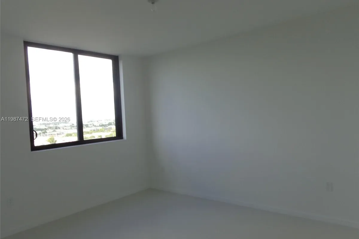 5300 Paseo Blvd # 1114, Doral FL 33166