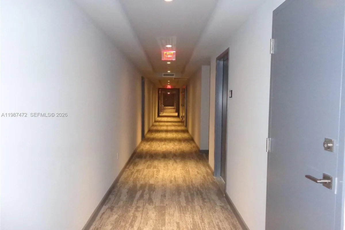 5300 Paseo Blvd # 1114, Doral FL 33166