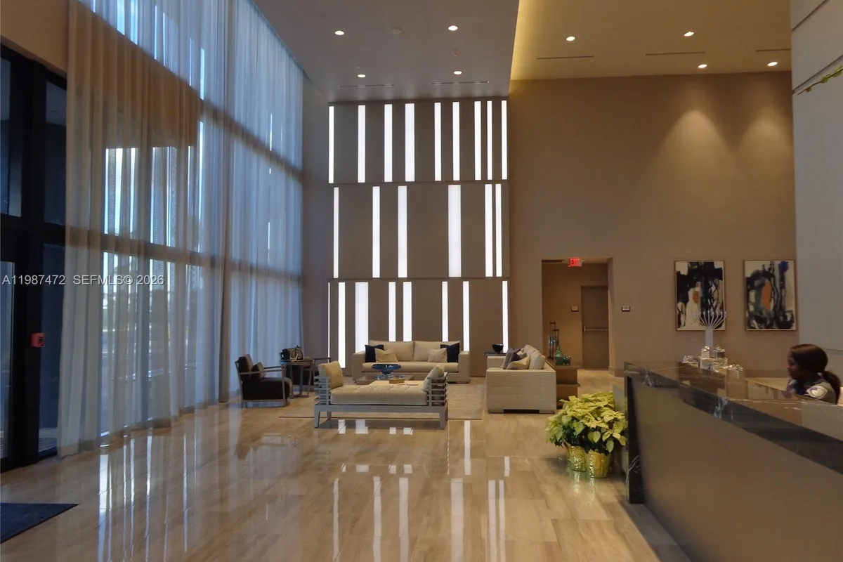 5300 Paseo Blvd # 1114, Doral FL 33166