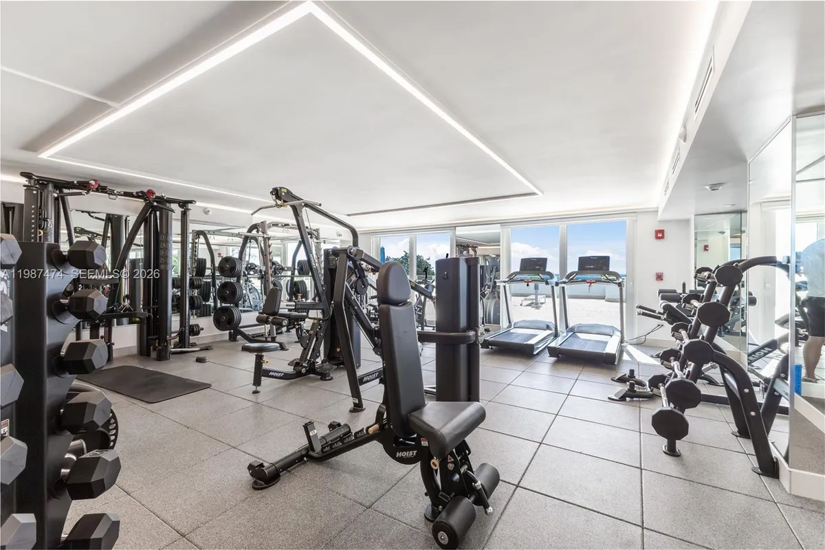 345 Ocean Dr # 607, Miami Beach FL 33139