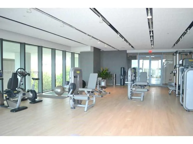 460 NE 28th St # 3705, Miami FL 33137