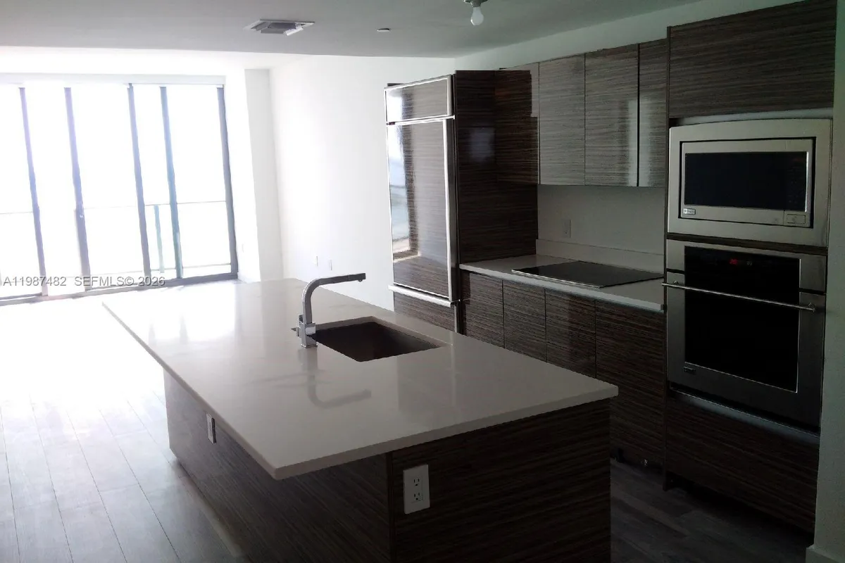 460 NE 28th St # 3705, Miami FL 33137