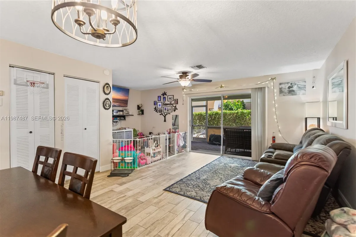 337 Waterside Dr # 337, Hypoluxo FL 33462