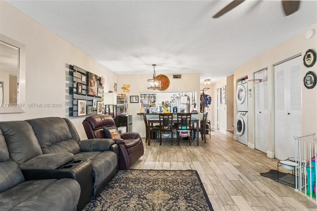 337 Waterside Dr # 337, Hypoluxo FL 33462