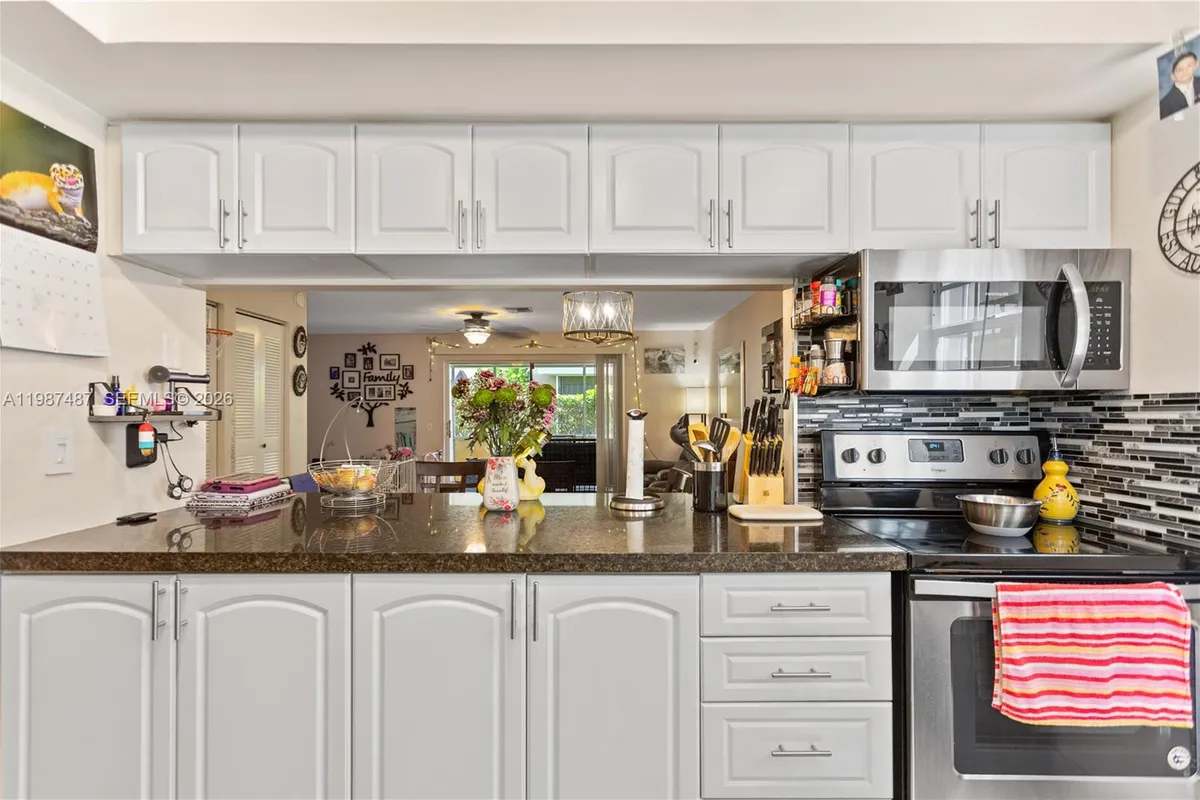 337 Waterside Dr # 337, Hypoluxo FL 33462