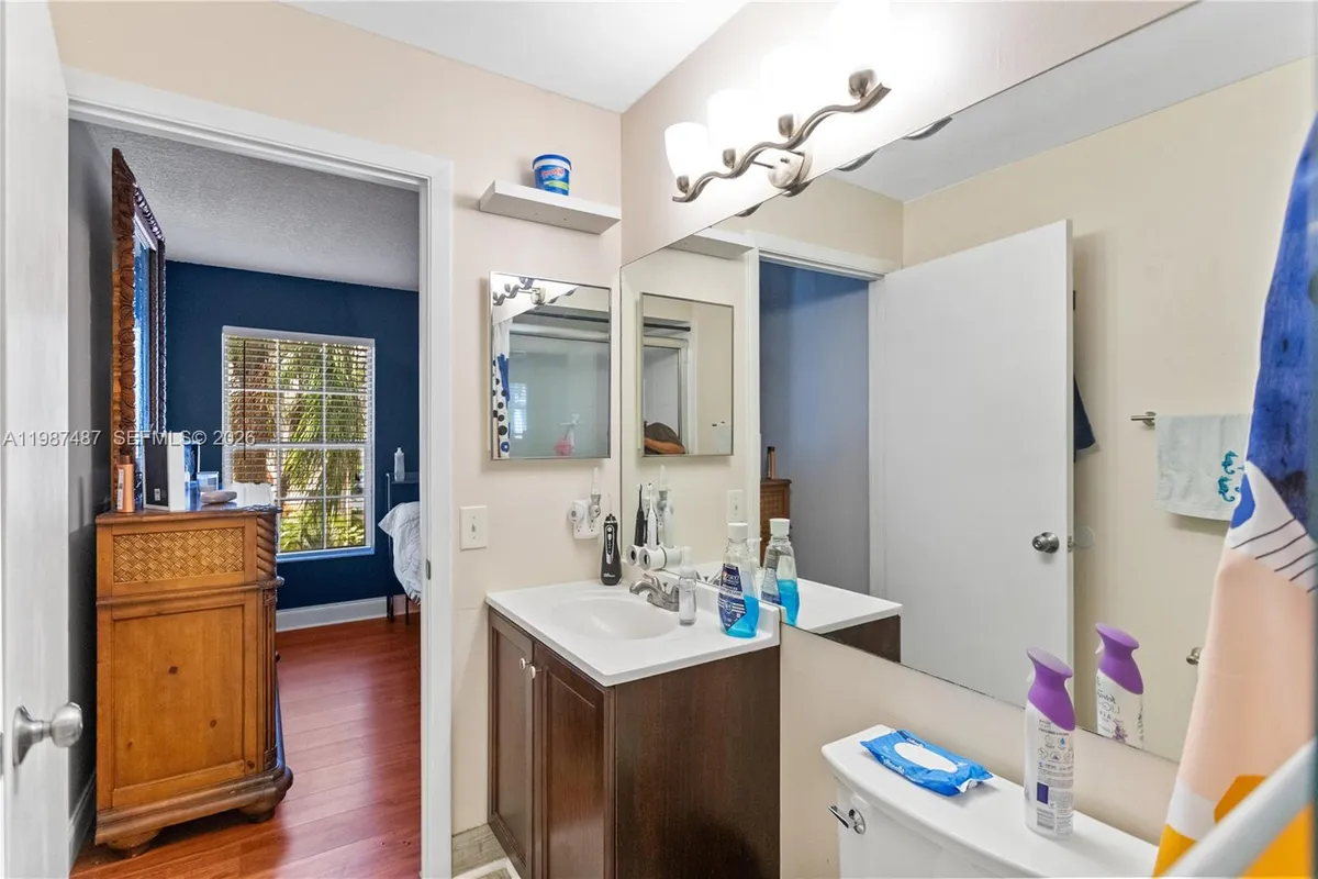 337 Waterside Dr # 337, Hypoluxo FL 33462