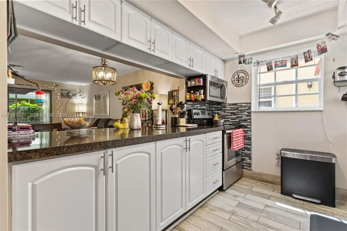 337 Waterside Dr # 337, Hypoluxo FL 33462