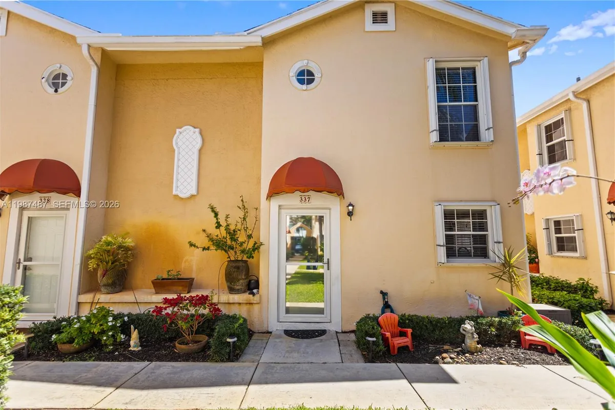 337 Waterside Dr # 337, Hypoluxo FL 33462