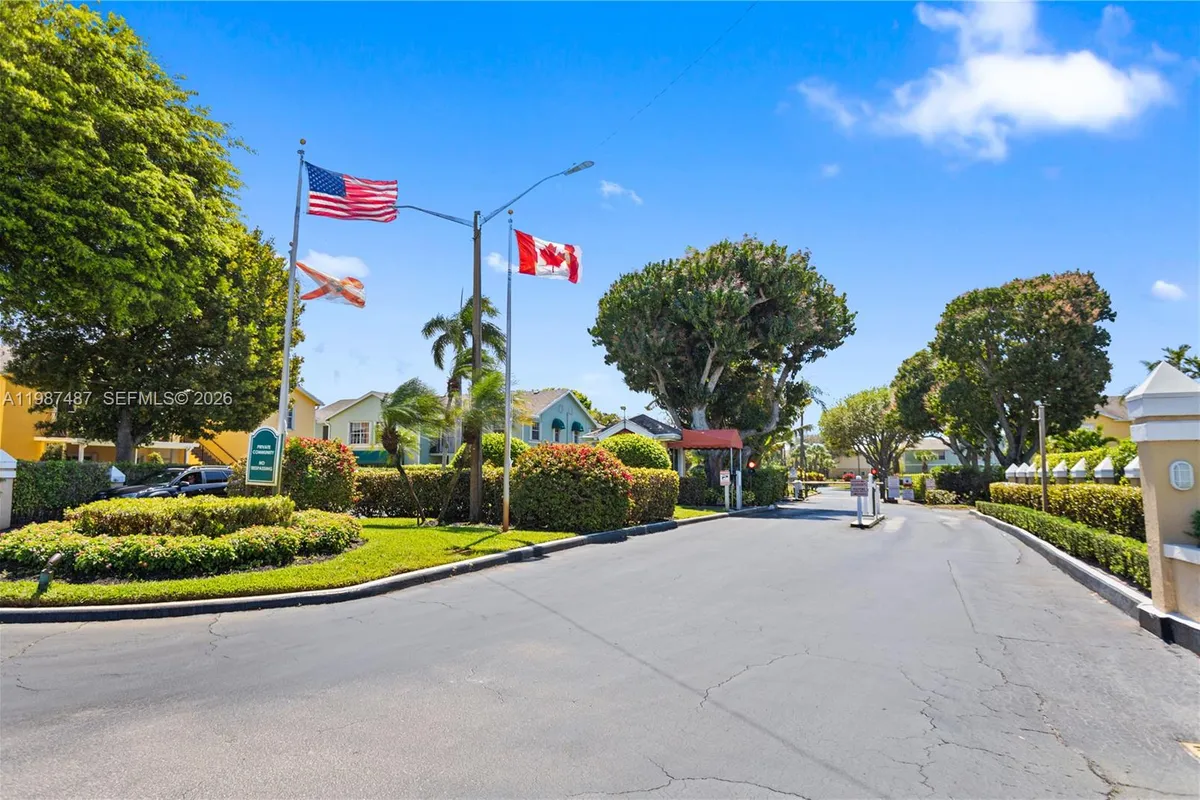 337 Waterside Dr # 337, Hypoluxo FL 33462