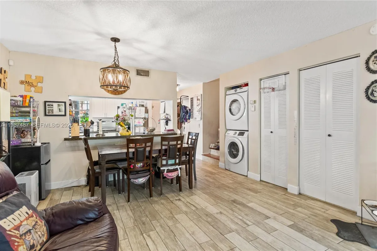 337 Waterside Dr # 337, Hypoluxo FL 33462