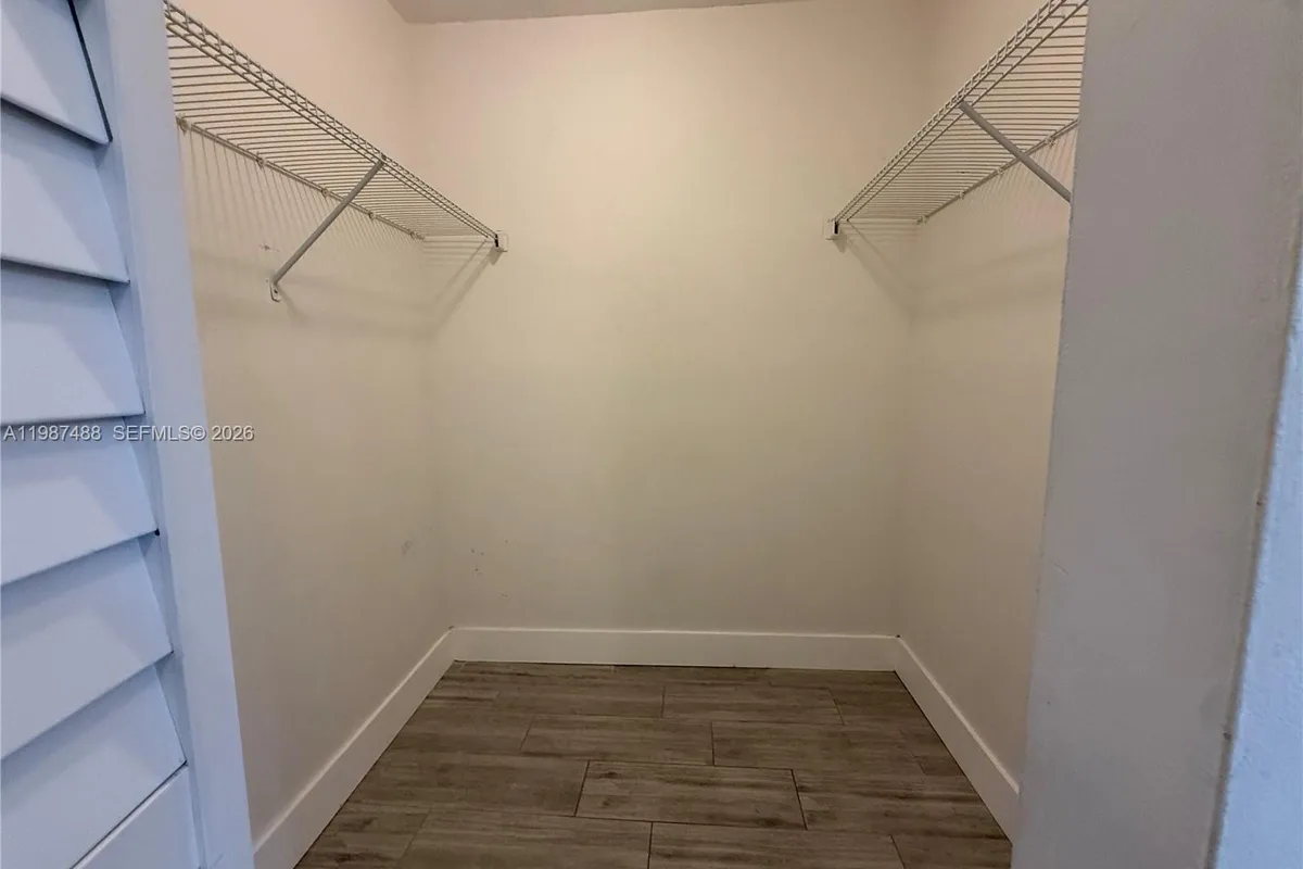 21133 SW 85th Ave # 304, Cutler Bay FL 33189