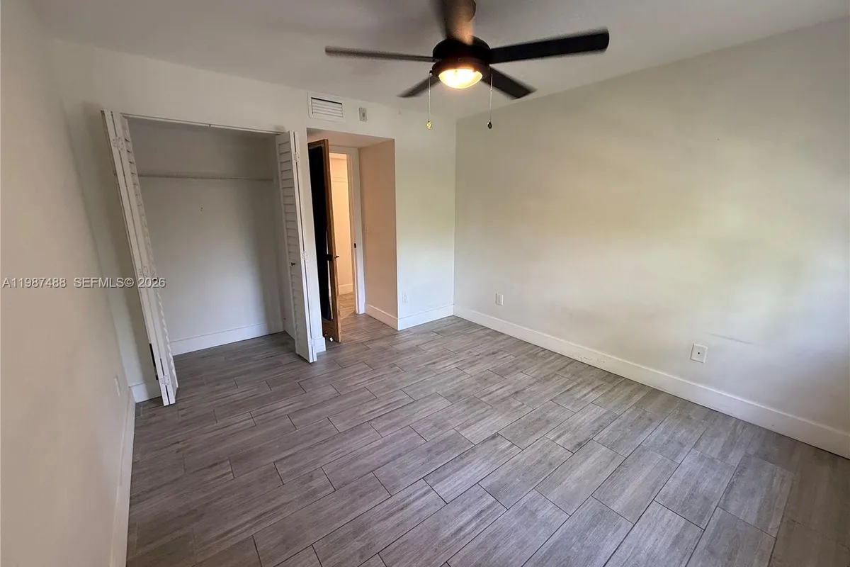 21133 SW 85th Ave # 304, Cutler Bay FL 33189