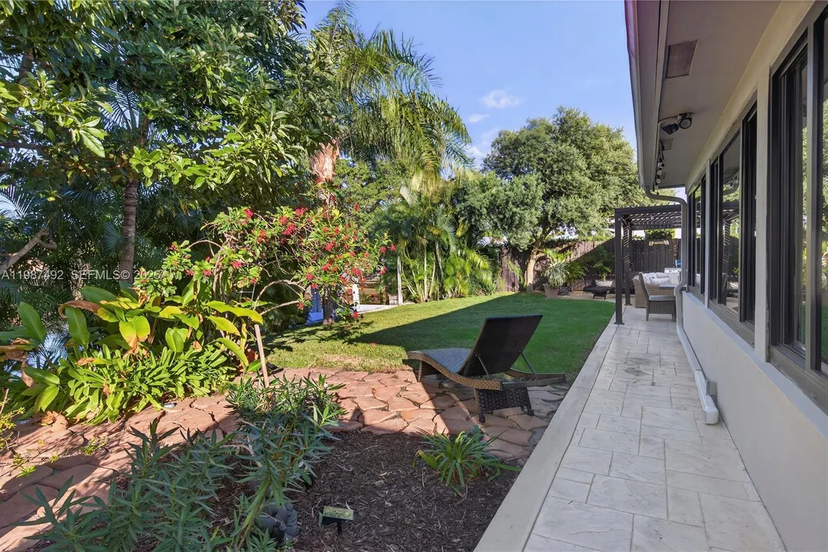 371 SE 3rd St # 371, Pompano Beach FL 33060