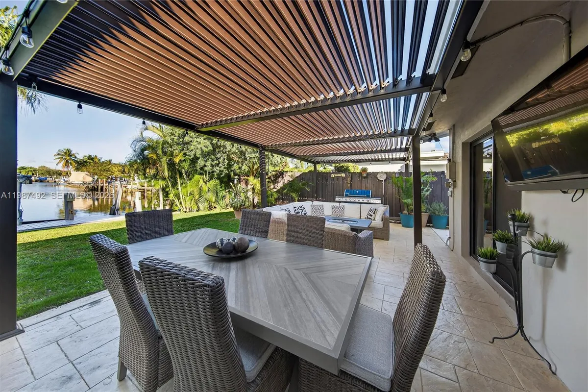 371 SE 3rd St # 371, Pompano Beach FL 33060