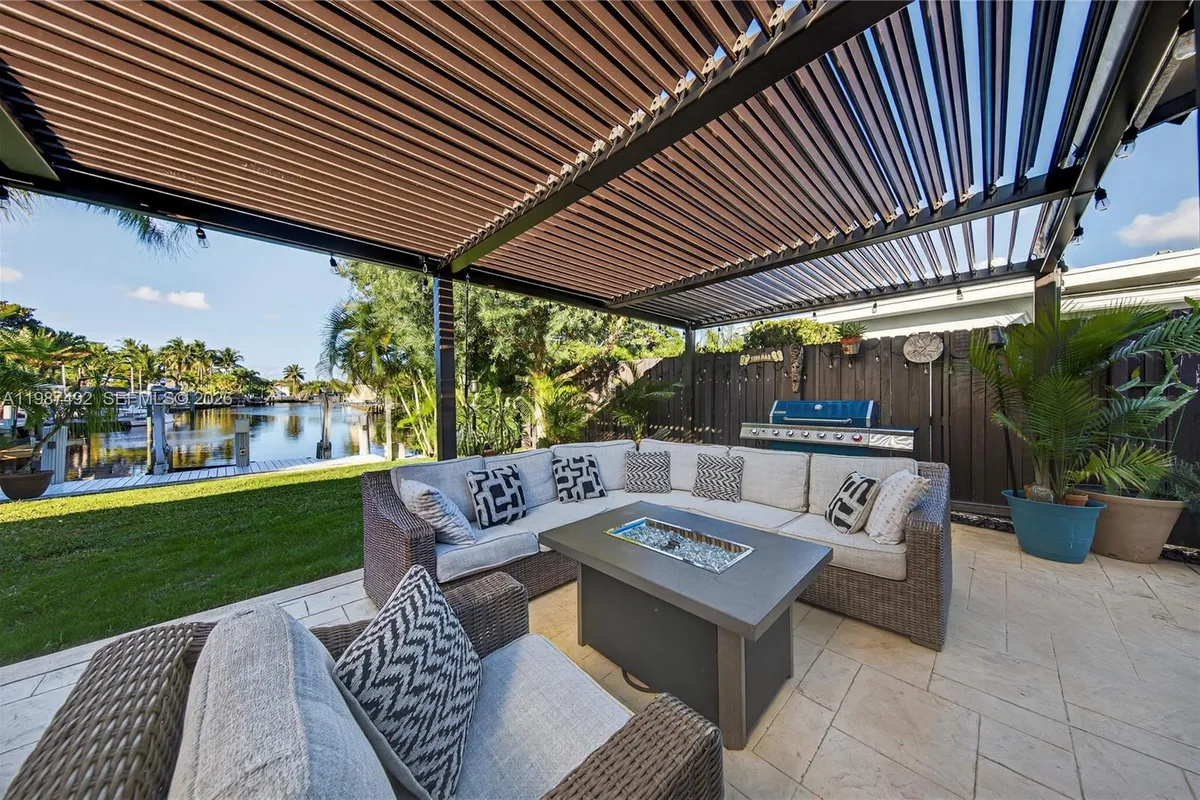 371 SE 3rd St # 371, Pompano Beach FL 33060