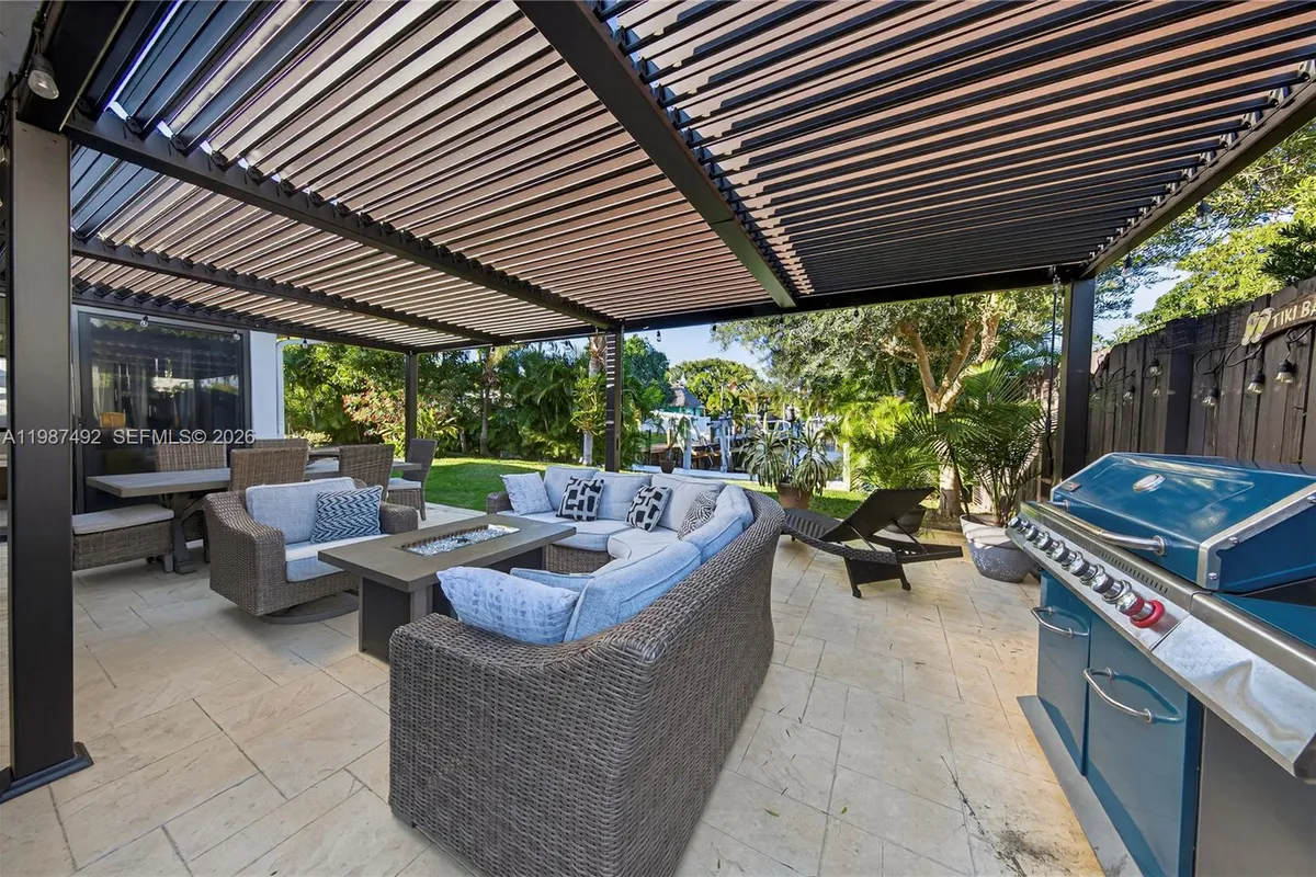 371 SE 3rd St # 371, Pompano Beach FL 33060