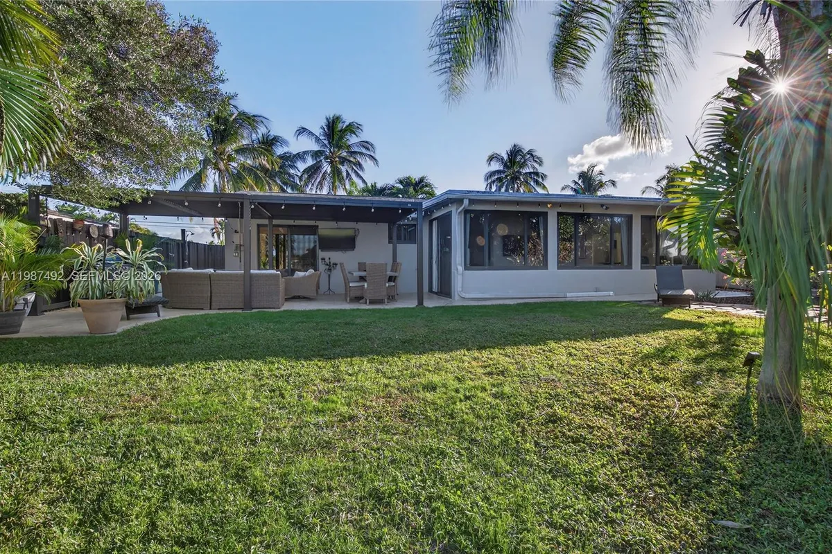 371 SE 3rd St # 371, Pompano Beach FL 33060