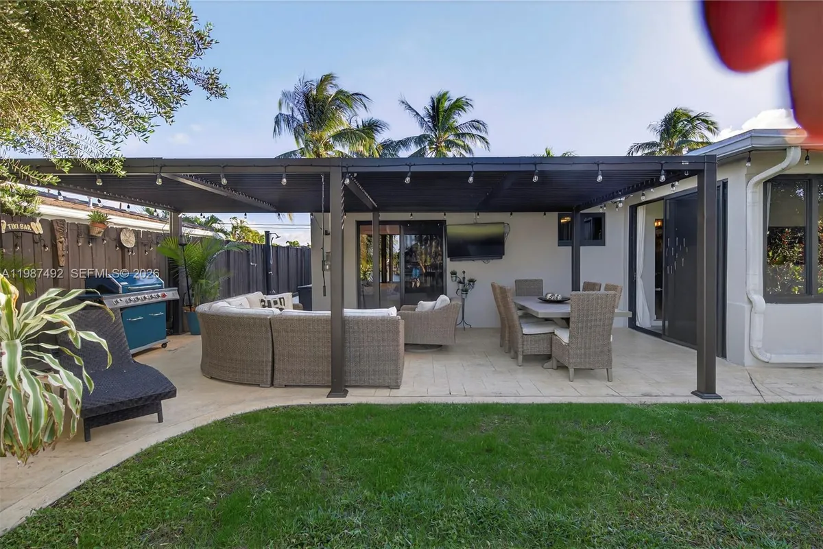 371 SE 3rd St # 371, Pompano Beach FL 33060