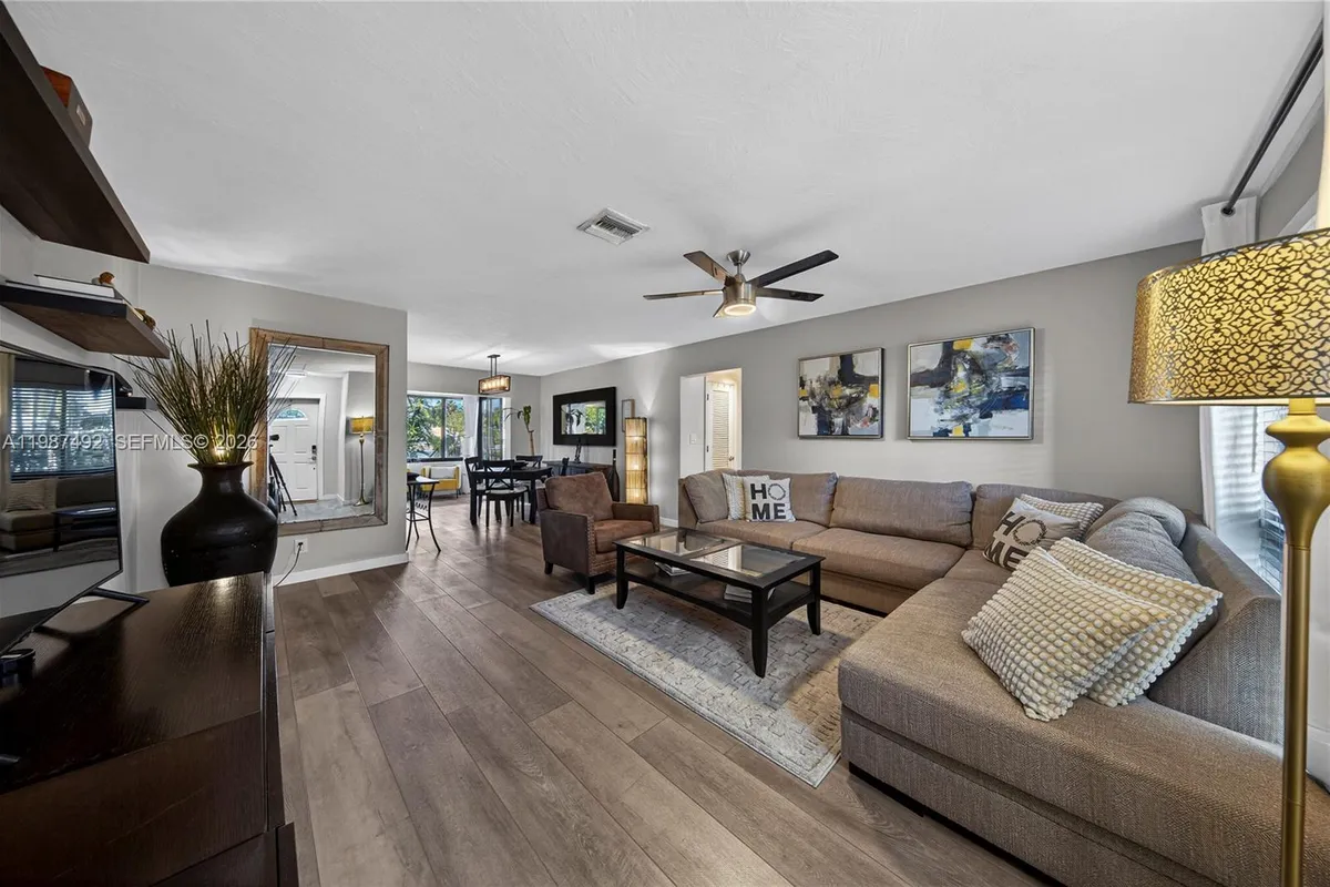 371 SE 3rd St # 371, Pompano Beach FL 33060