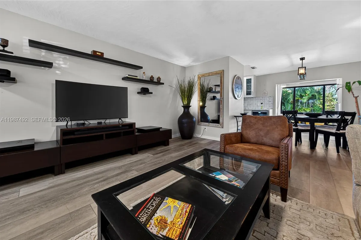 371 SE 3rd St # 371, Pompano Beach FL 33060