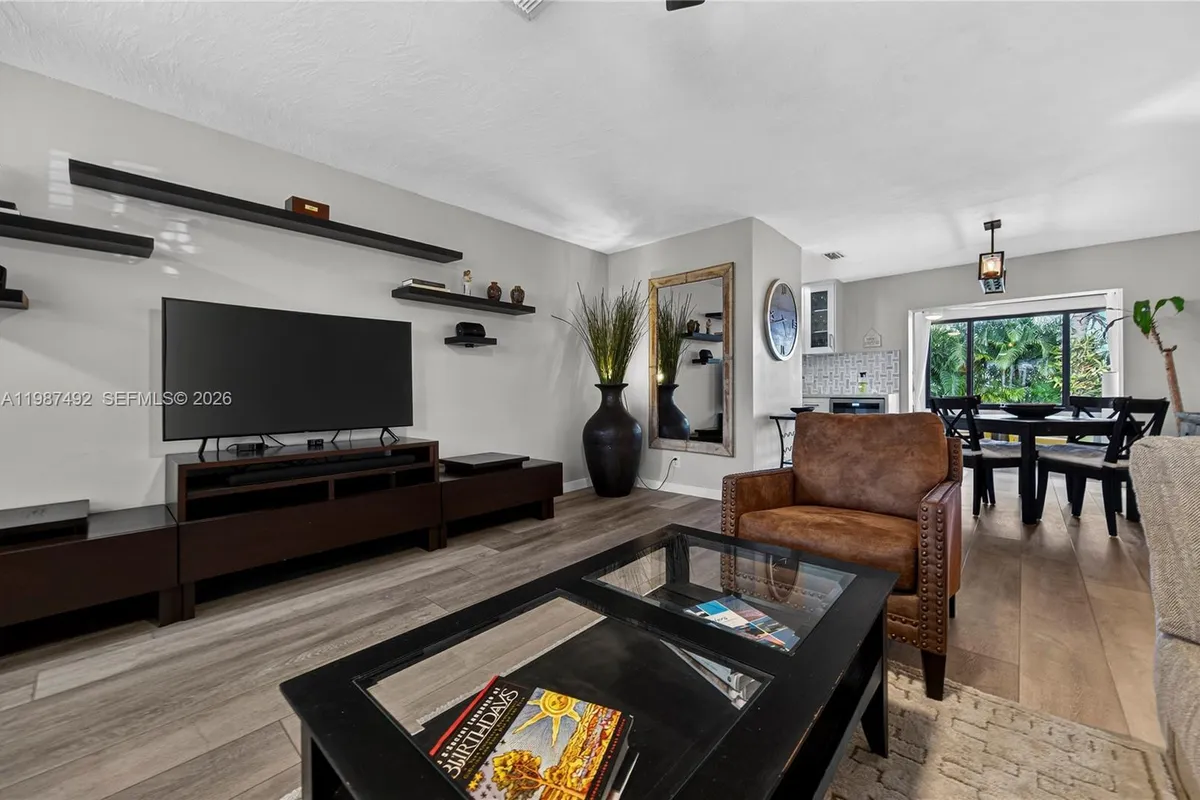 371 SE 3rd St # 371, Pompano Beach FL 33060