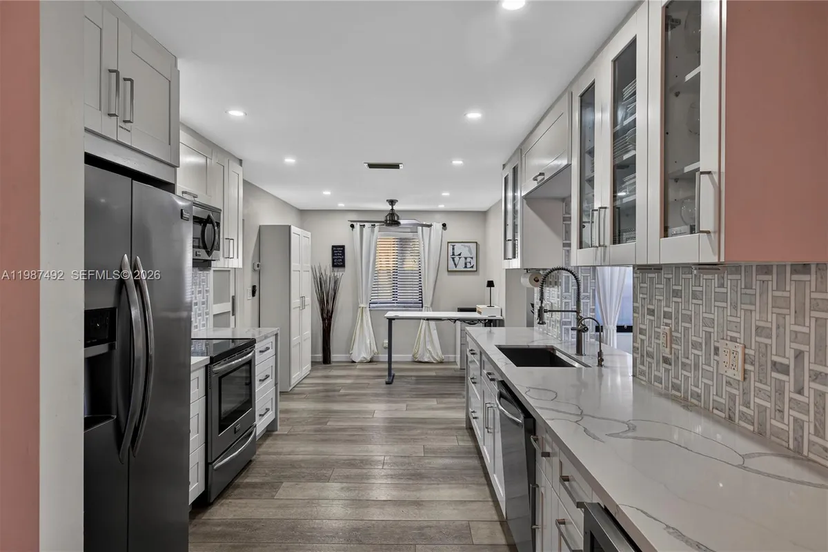 371 SE 3rd St # 371, Pompano Beach FL 33060