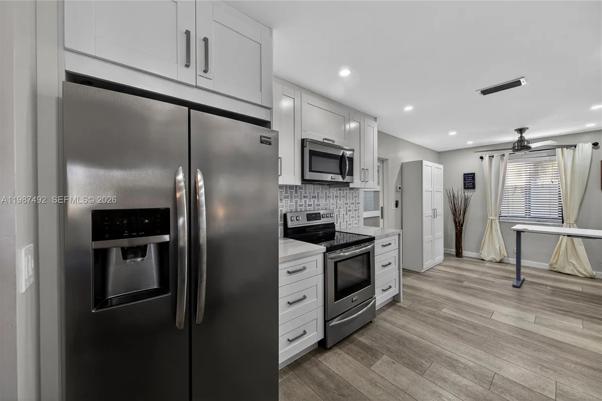 371 SE 3rd St # 371, Pompano Beach FL 33060