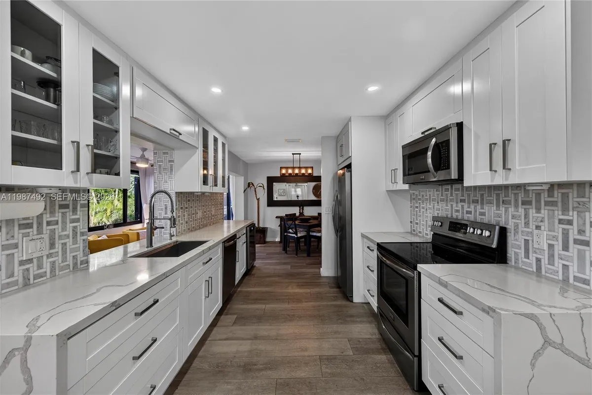 371 SE 3rd St # 371, Pompano Beach FL 33060