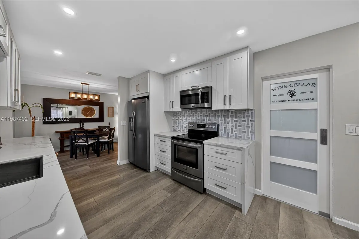 371 SE 3rd St # 371, Pompano Beach FL 33060