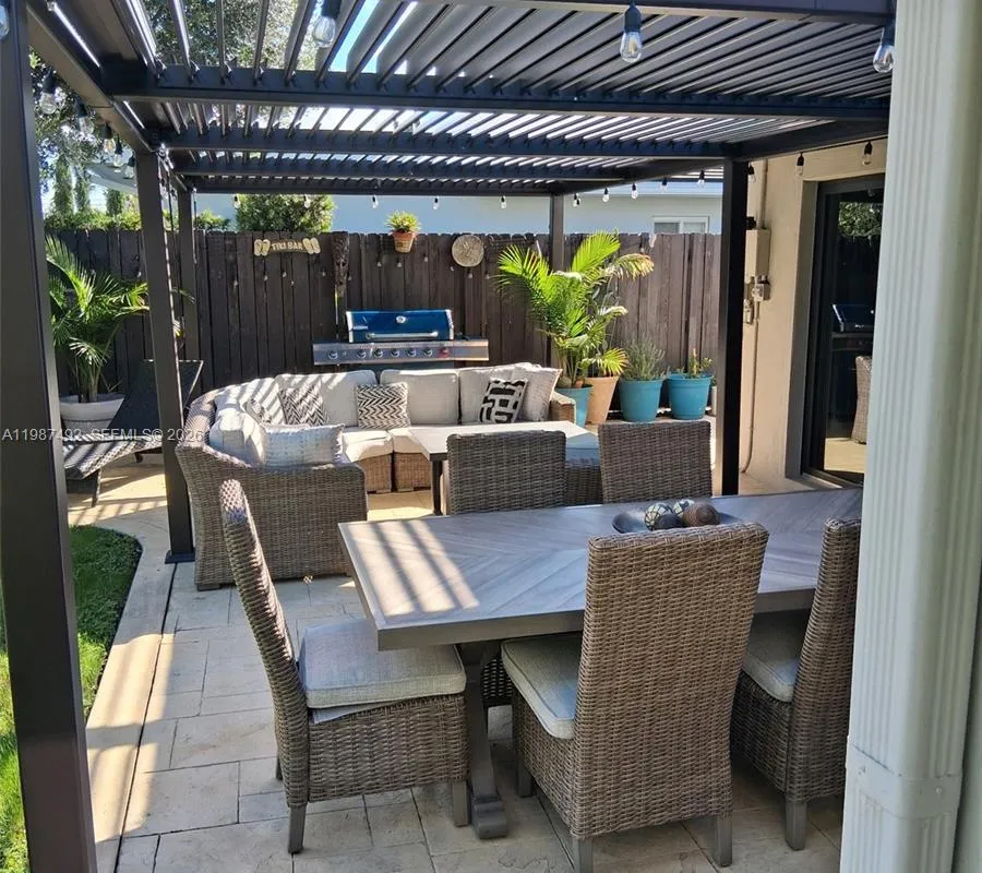 371 SE 3rd St # 371, Pompano Beach FL 33060