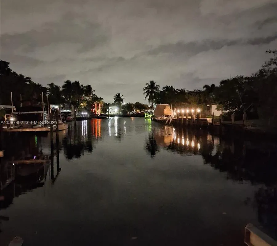 371 SE 3rd St # 371, Pompano Beach FL 33060