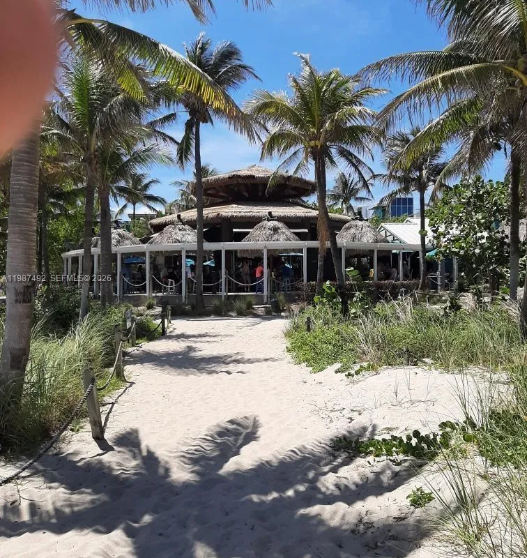 371 SE 3rd St # 371, Pompano Beach FL 33060