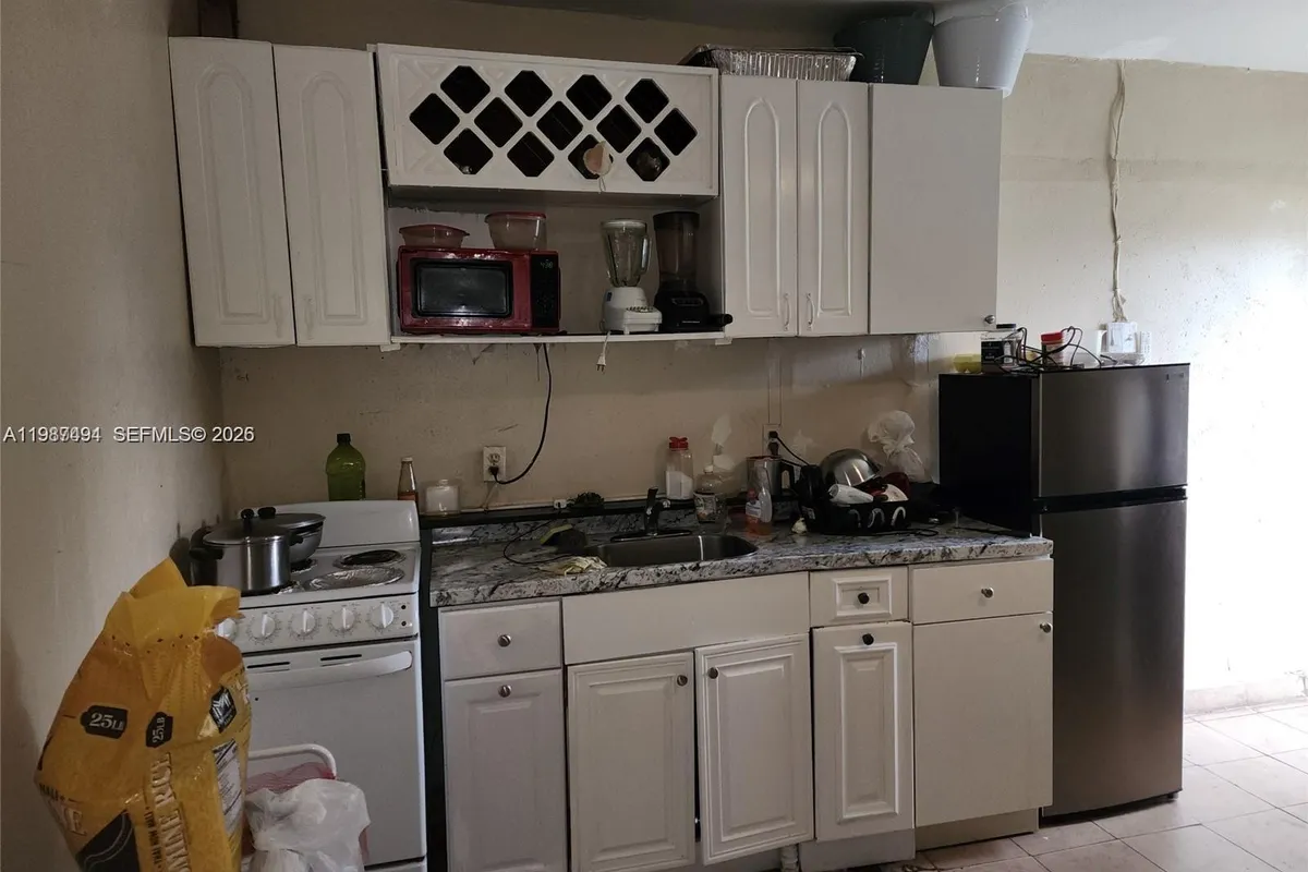 4795 NW 42nd St # C, Lauderdale Lakes FL 33319