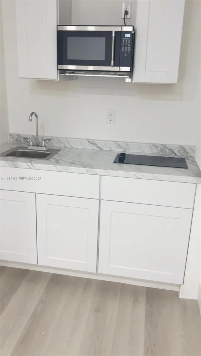 20200 NW 37 CT, Miami Gardens FL 33055