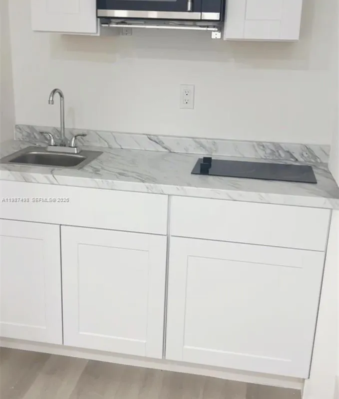 20200 NW 37 CT, Miami Gardens FL 33055