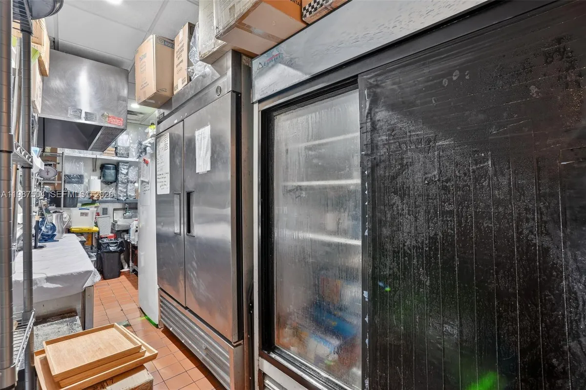 Restaurant For Sale in the heart of Kendall, Kendall FL 33186