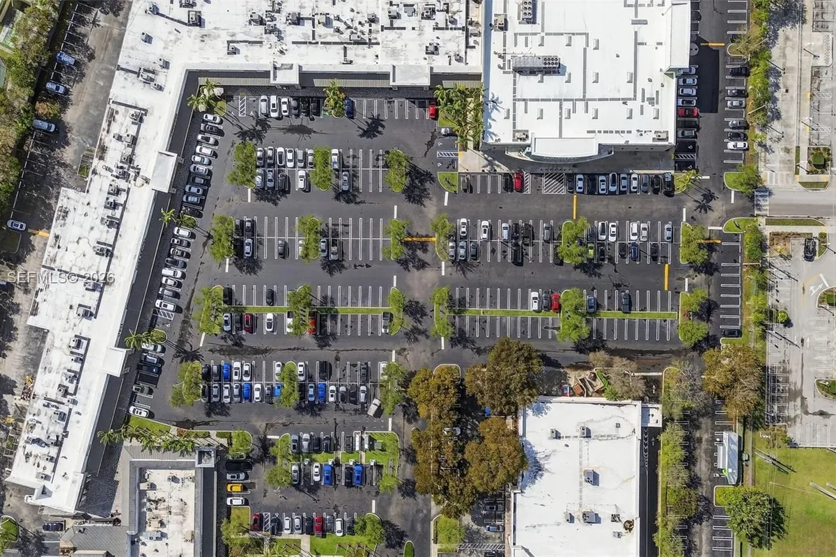 Restaurant For Sale in the heart of Kendall, Kendall FL 33186