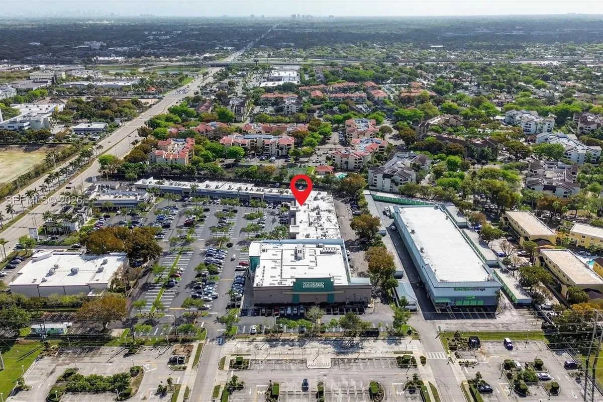 Restaurant For Sale in the heart of Kendall, Kendall FL 33186