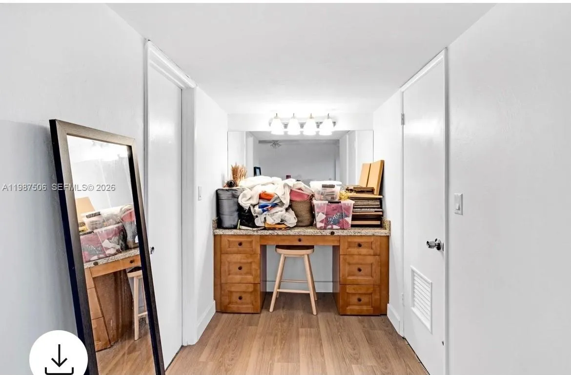 9240 Fontainebleau Blvd # 506, Miami FL 33172