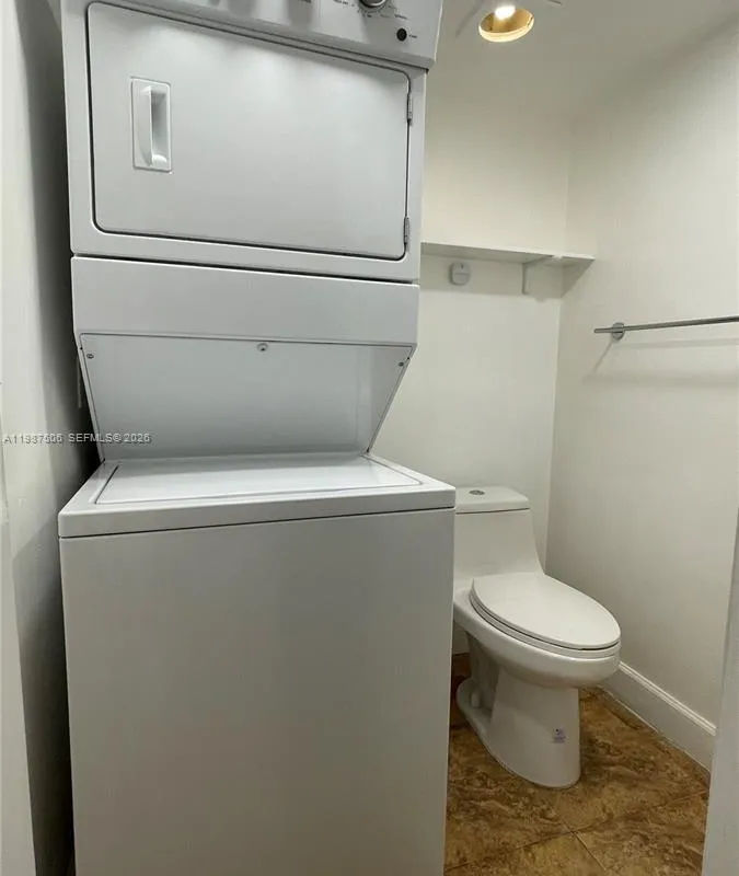 9240 Fontainebleau Blvd # 506, Miami FL 33172