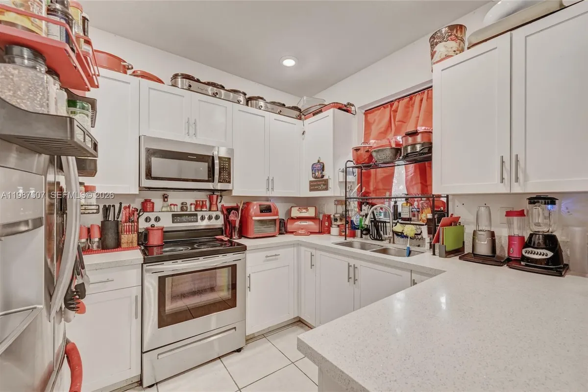 21436 NE 2nd Ct, Miami FL 33179