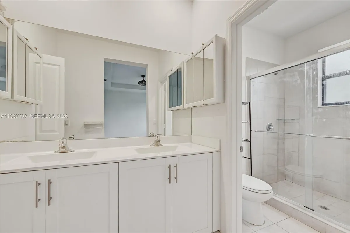 21436 NE 2nd Ct, Miami FL 33179