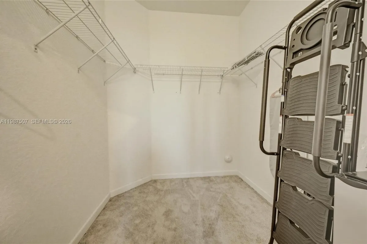 21436 NE 2nd Ct, Miami FL 33179