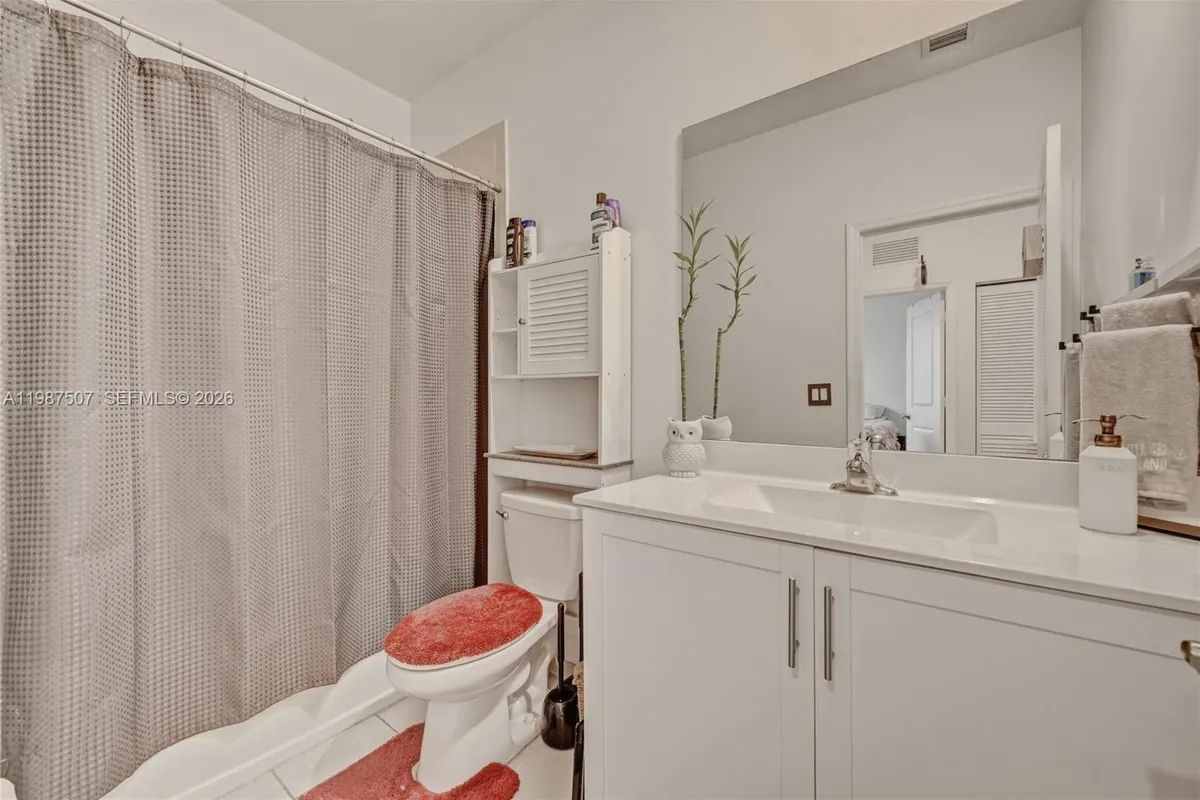 21436 NE 2nd Ct, Miami FL 33179