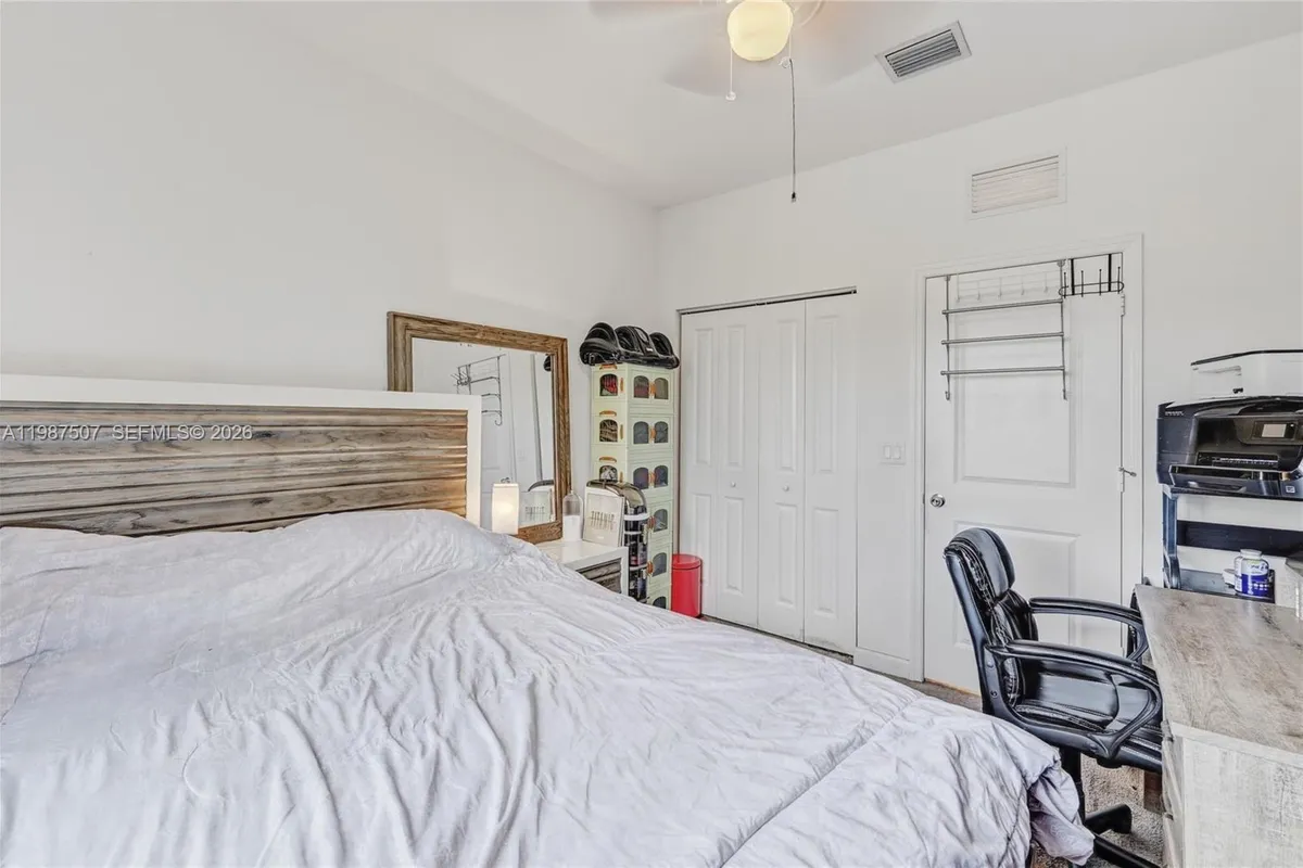 21436 NE 2nd Ct, Miami FL 33179