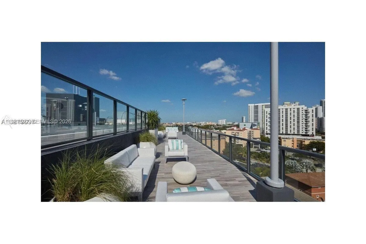 201 SW 17th Rd # 802, Miami FL 33129