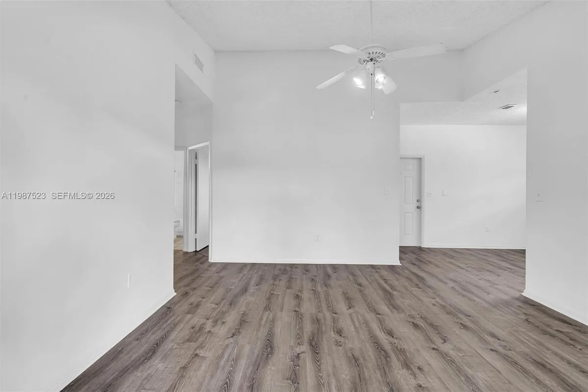 1701 NW 96th Ter # 1C, Pembroke Pines FL 33024