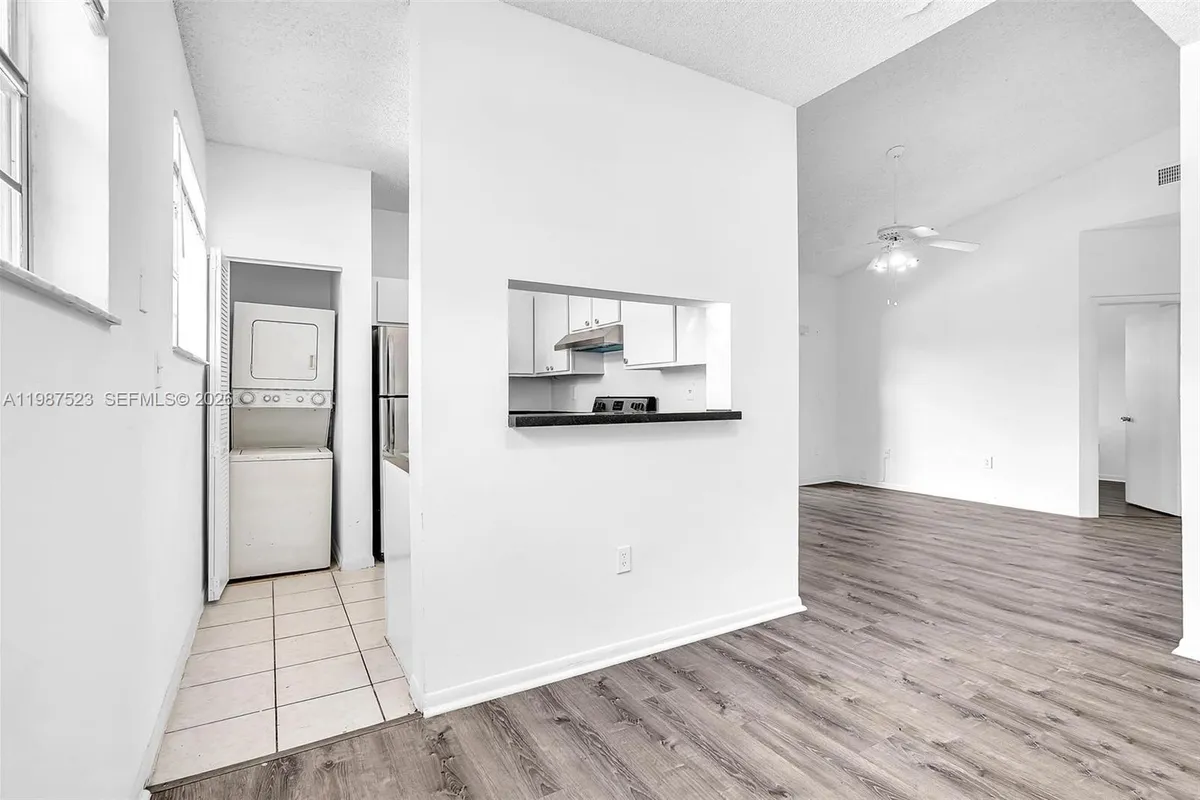 1701 NW 96th Ter # 1C, Pembroke Pines FL 33024