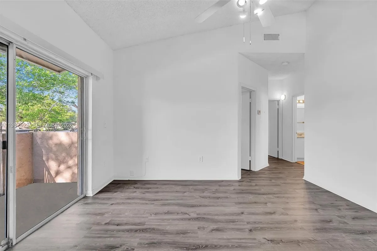 1701 NW 96th Ter # 1C, Pembroke Pines FL 33024