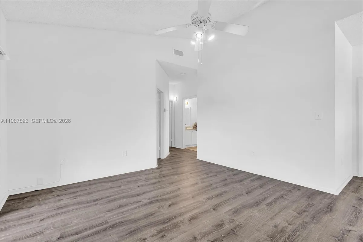 1701 NW 96th Ter # 1C, Pembroke Pines FL 33024